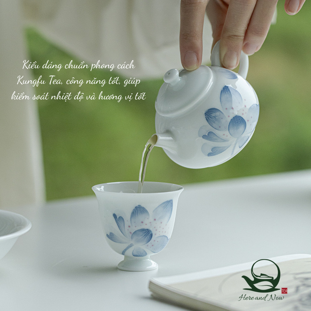 Bộ Trà Cụ Ảnh Thanh Hoa Sen | Mặc Kỷ Vẽ Tay 6 Voucher 44.png